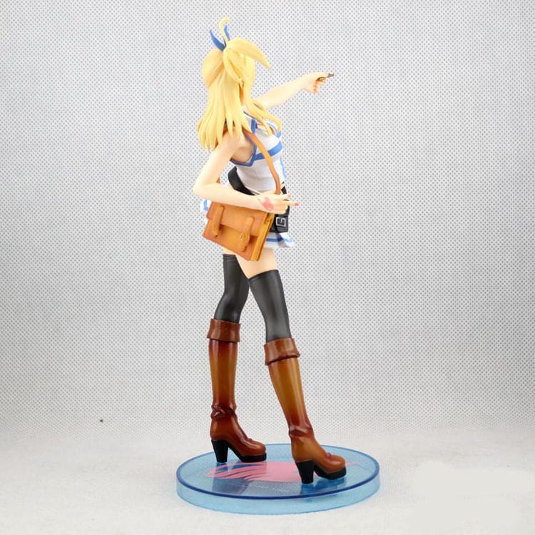 Figurine Lucy Heartfilia de Fairy Tail, 20 cm, design manga fidèle, haut de gamme.
