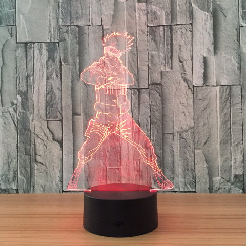 Kakashi Hatake, le mentor légendaire de Naruto, Sasuke et Sakura, prend vie avec cette superbe lampe LED 3D. (Ürün resmi)