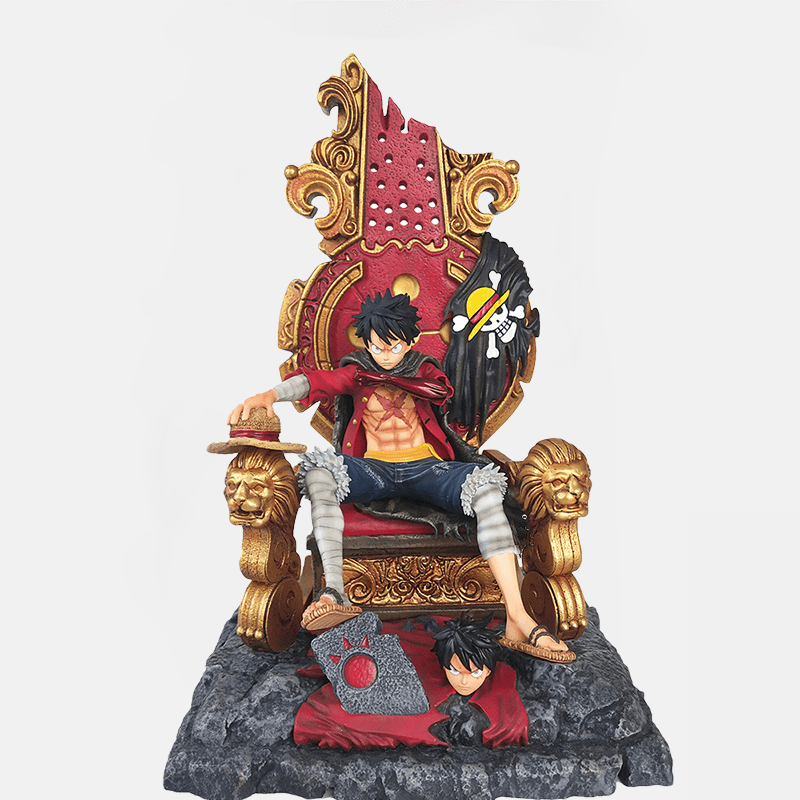 Assis sur son trône avec Haki prêt à être déchaîné, le futur Roi des Pirates ne craint personne ! Ajoutez cette superbe figurine en résine One Piece de Luffy à votre collection dès maintenant.