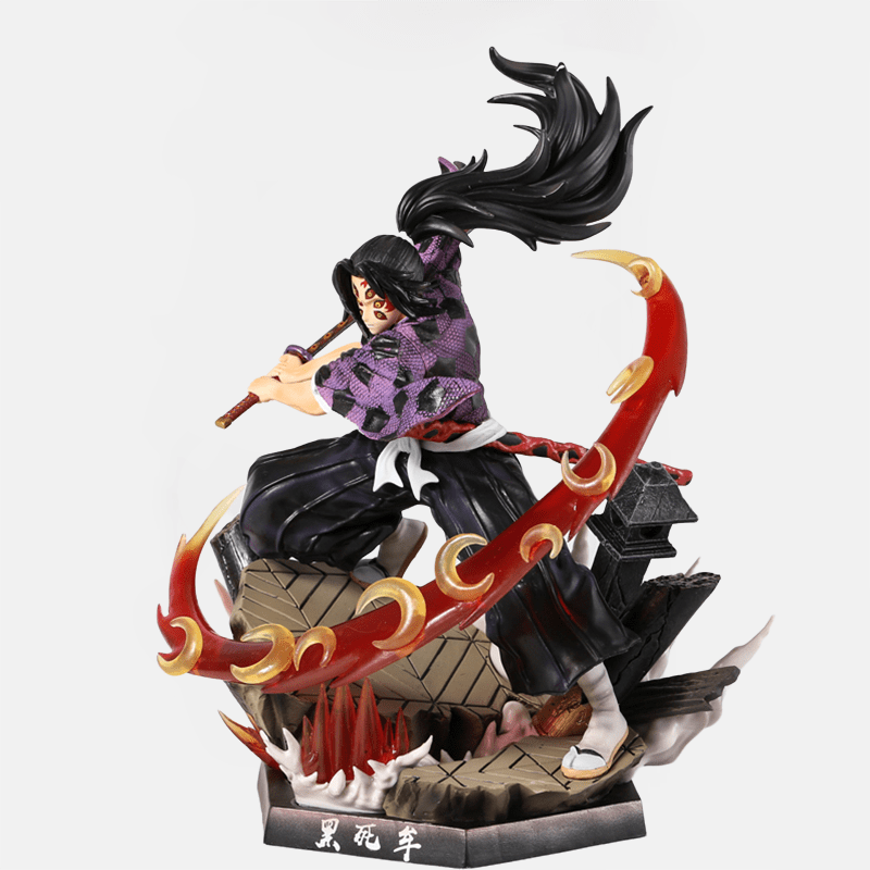 Réveille le démon en toi avec la figurine de la Première Lune Supérieure Kokushibo de Demon Slayer dans ta collection.