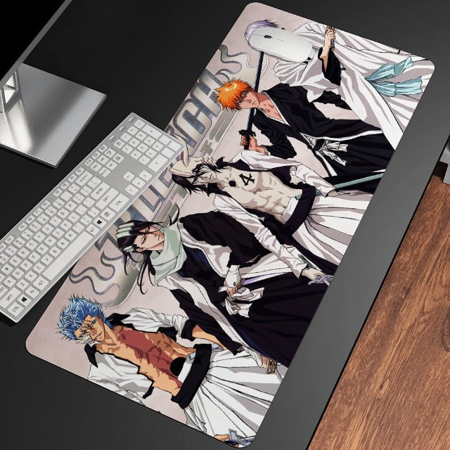 Tapis de souris Bleach avec les personnages du manga : L'accessoire parfait pour les fans !