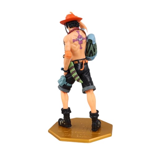 La figurine de Portgas D. Ace, le puissant "Ace au Poing Ardent" de One Piece, apportera la passion des pirates à votre collection.