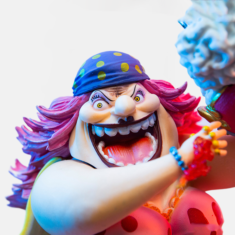 La figurine One Piece époustouflante à l'effigie de Big Mom, un hommage à la légendaire Yonko pour ta collection One Piece.