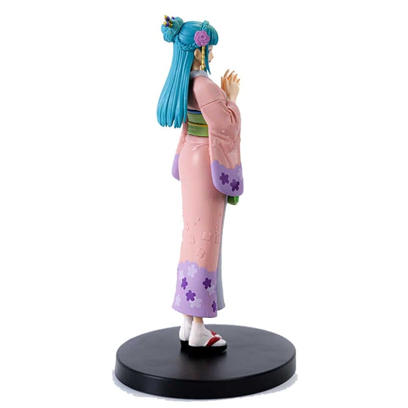 La figurine Kozuki Hiyori, alias Komurasaki, incarne la beauté et la ruse dans l'univers captivant de One Piece, une pièce de collection fidèle au manga
