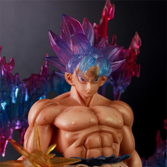 Plongez dans la puissance inégalée de Dragon Ball Z avec la figurine haut de gamme de Son Goku en forme Ultra Instinct Kaioken, fidèlement représenté dans cette figurine de 35 cm
