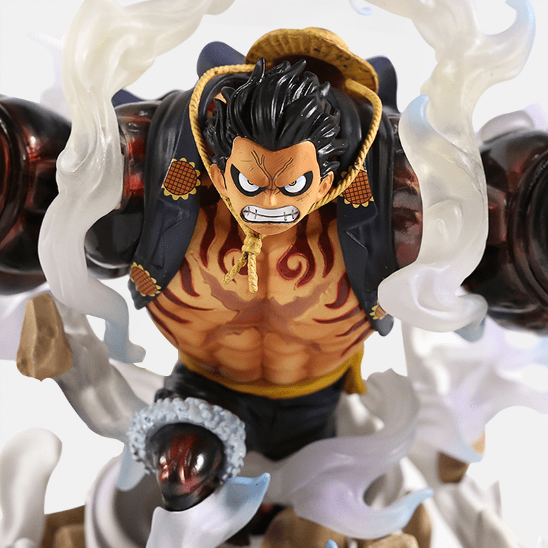 Découvre la figurine de Luffy en Gear 4 à Dressrosa de One Piece. Prêt à affronter le Roi Doflamingo dans un combat d'anthologie. Commande la tienne chez HappyManga !