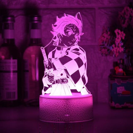 Illuminez la chambre ou le salon des plus grands fans de Demon Slayer avec cette lampe multicolore mettant en avant Tanjiro, le héros du manga